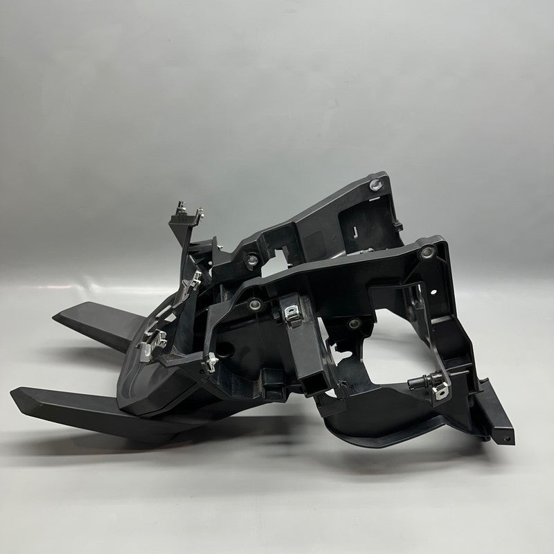 BMW C400X FRONT TRIM BRACKET 2018 2019 2020 OEM 8559390
