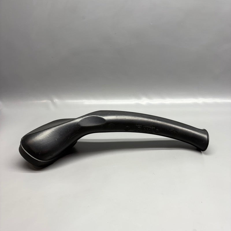 7678277 BMW F800ST AIR INTAKE TUBE DUCT LEFT 2005 2006 2007 2008 2009 2010 2011 OEM