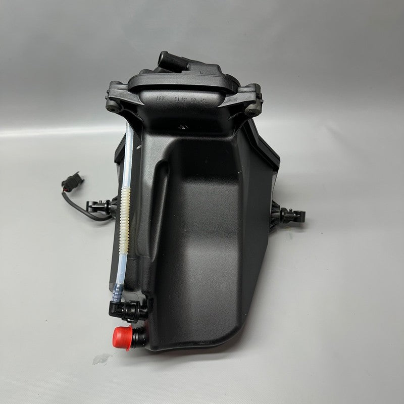 8530469 BMW K 1300S OIL TANK 2007-2011 2012 2013 2014 2015 OEM 8530469
