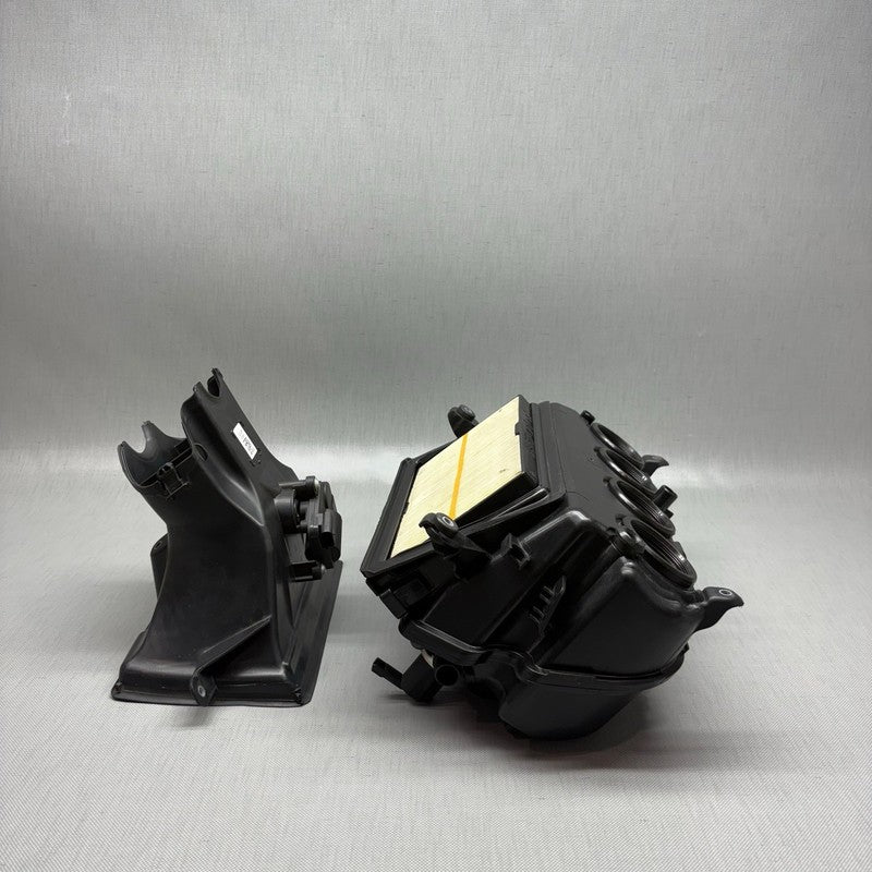 BMW S1000RR AIR INTAKE CLEANER BOX 2019 2020 2021 2022 2023 2024 OEM 8