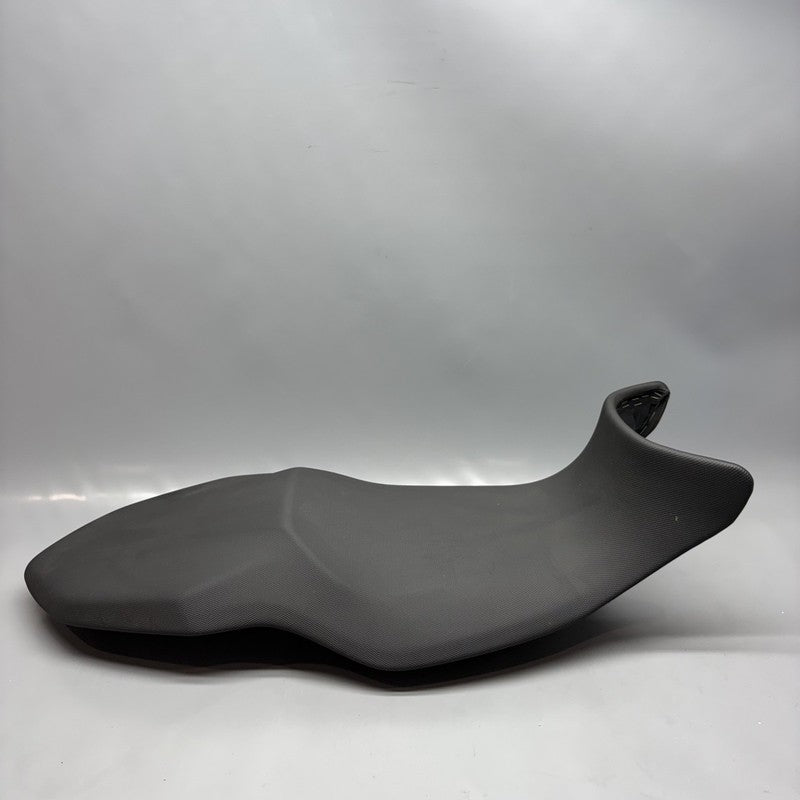 8403853 BMW F900R SEAT DRIVER 2020 2021 2022 2023 2024 OEM 8404285