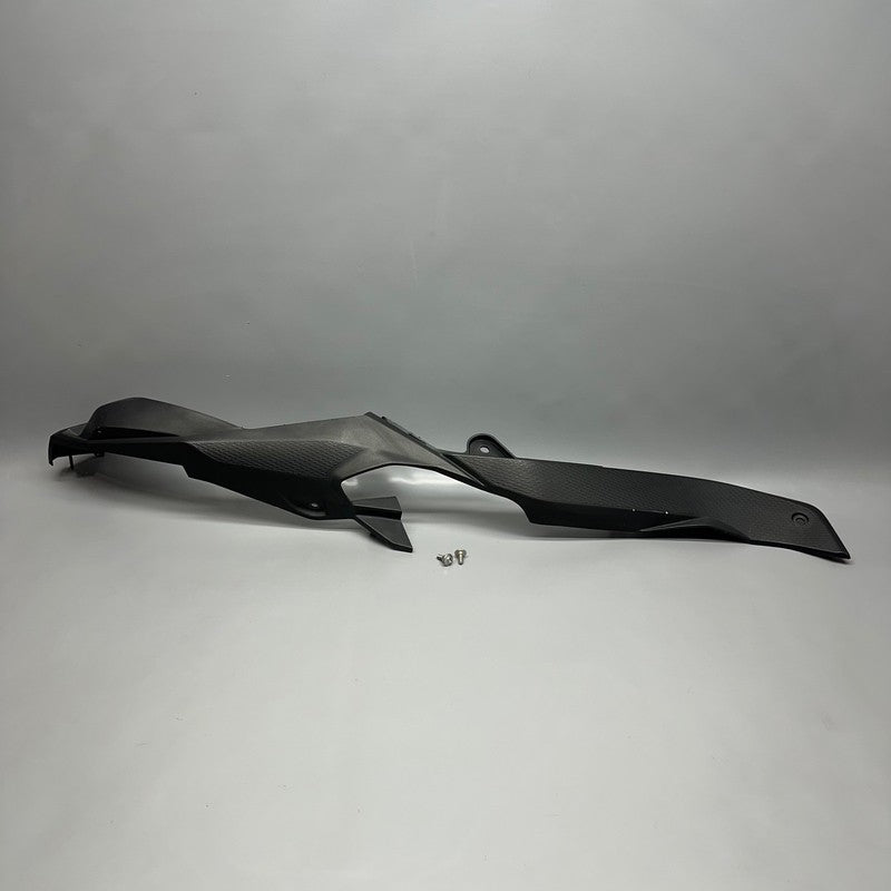 BMW S1000XR TAIL TRIM RIGHT 2014 2015 2016 2017 2018 2019 OEM 7717028