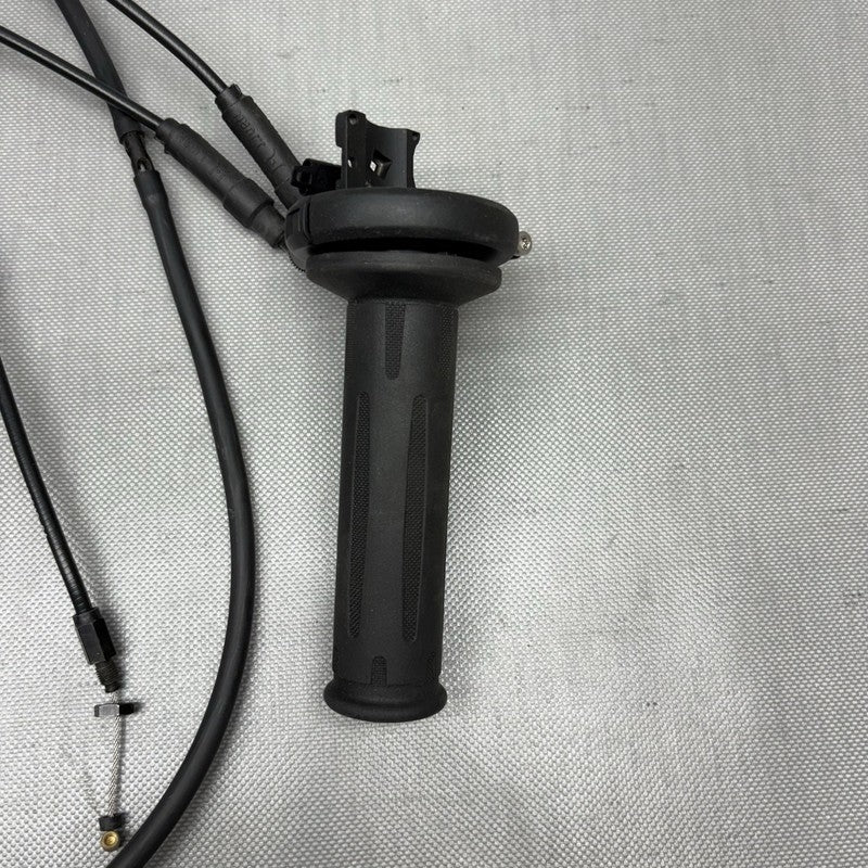 8558674 BMW C400X HANDLE RIGHT THROTTLE GRIP HEATED 2018 2019 2020 OEM 8558674