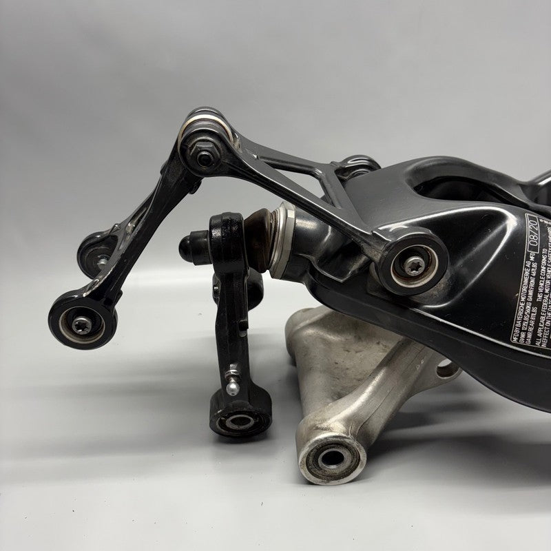 BMW K1600 BAGGER SWINGINGARM WHEEL CARRIER FRONT 2017-2022 2023 2024 2