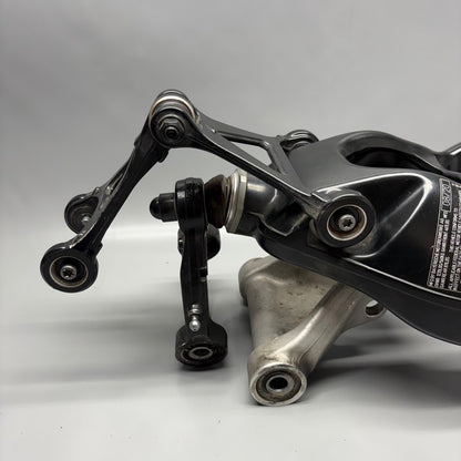 BMW K1600 BAGGER SWINGINGARM WHEEL CARRIER FRONT 2017-2022 2023 2024 2
