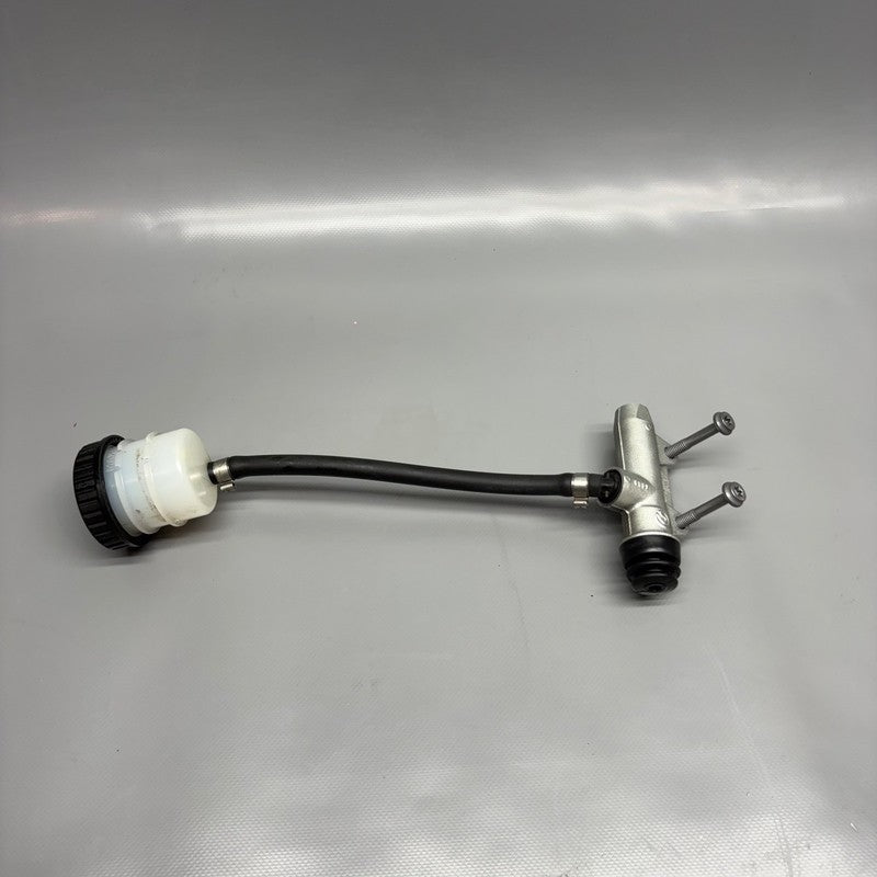 BMW K1600 BAGGER REAR BRAKE MASTER CYLINDER 2017-2021 2022 2023 2024 2