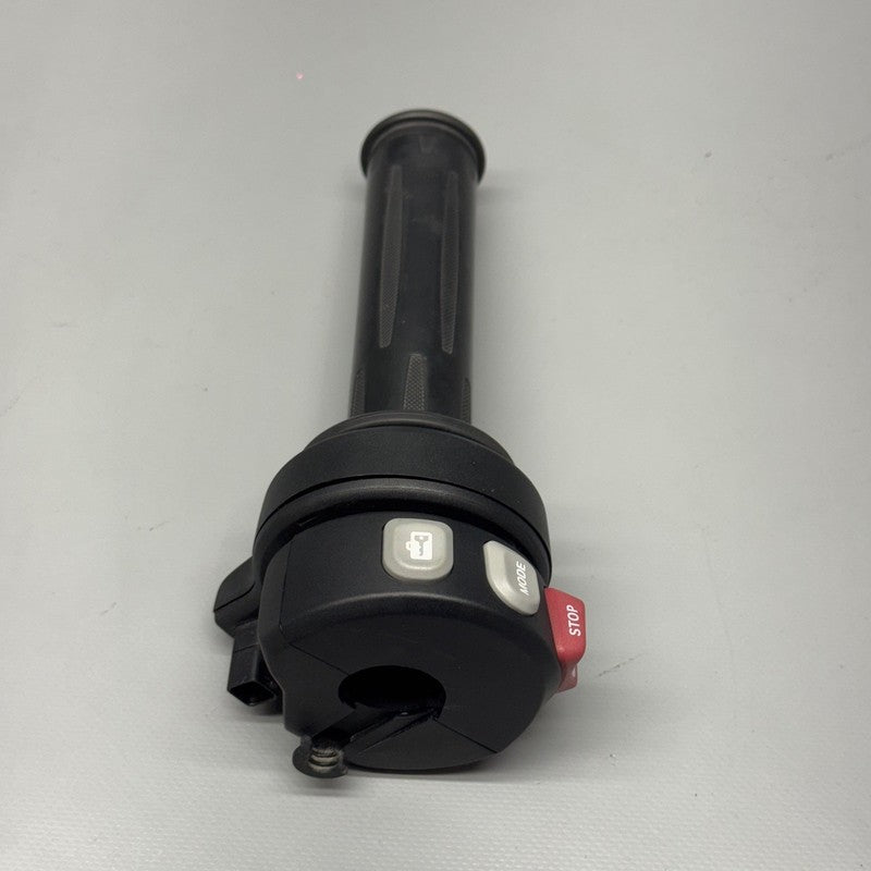 K1600GTL BMW K1600GTL HANDLEBAR GRIP RIGHT CONTROL 2015 2016 2017 2018 2019 2020 2021 OEM
