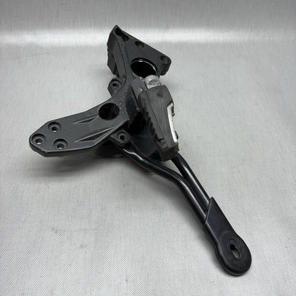 8555273 BMW C 650 SPORT RIGHT ENGINE MOUNT 2014 2015 2016 2017 2018 2019 2020 8555273