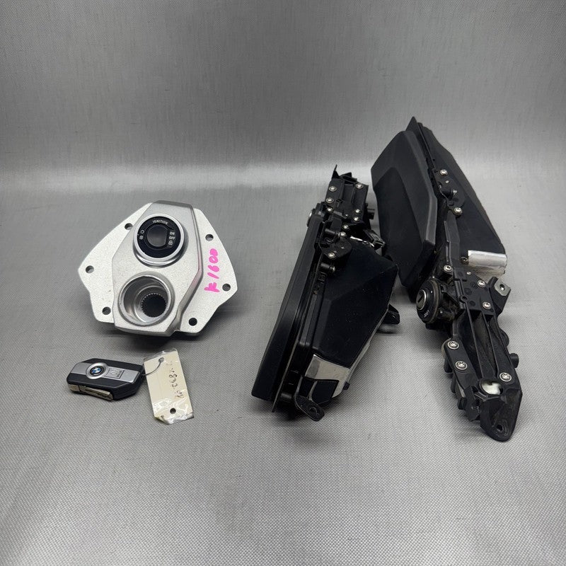 BMW K1600GT CONTROL ARM BRIDGE 2010 2011 2012 2013 2014 2015 2016 OEM