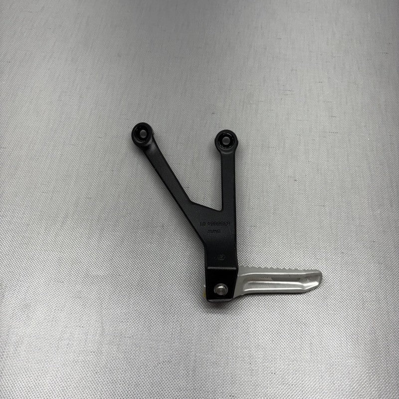 8356864 BMW S1000RR FOOTPEG WITH BRACKET RIGHT REAR 2019 2020 2021 2022 2023 2024 OEM