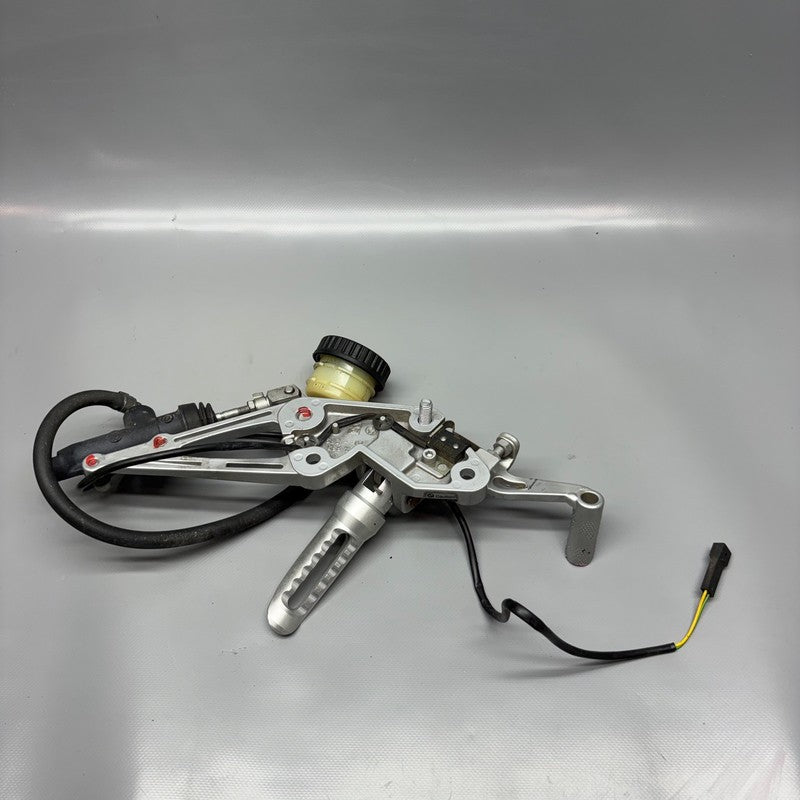 BMW K1200RS K589 REAR BRAKE MASTER CYLINDER 1996-2001 2002 2003 2004 2