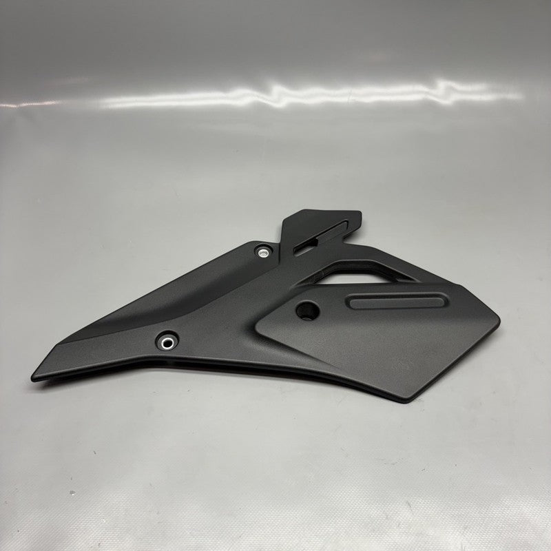 5A6A3F2 BMW R1300GS ADVENTURE HEEL GVARD RIGHT 2023 2024 2025 OEM 5A6A3F2