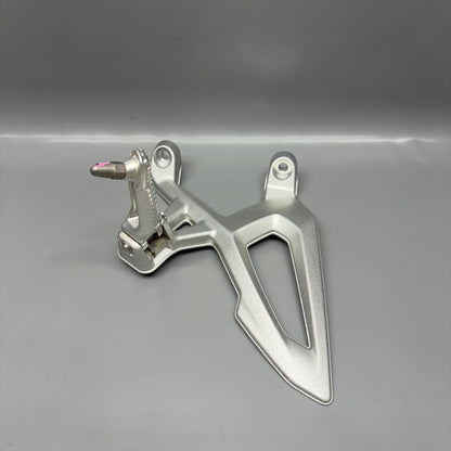 9467693 BMW S1000R FOOTREST PLATE LEFT 2020 2021 2022 2023 2024 2025 OEM 9467693