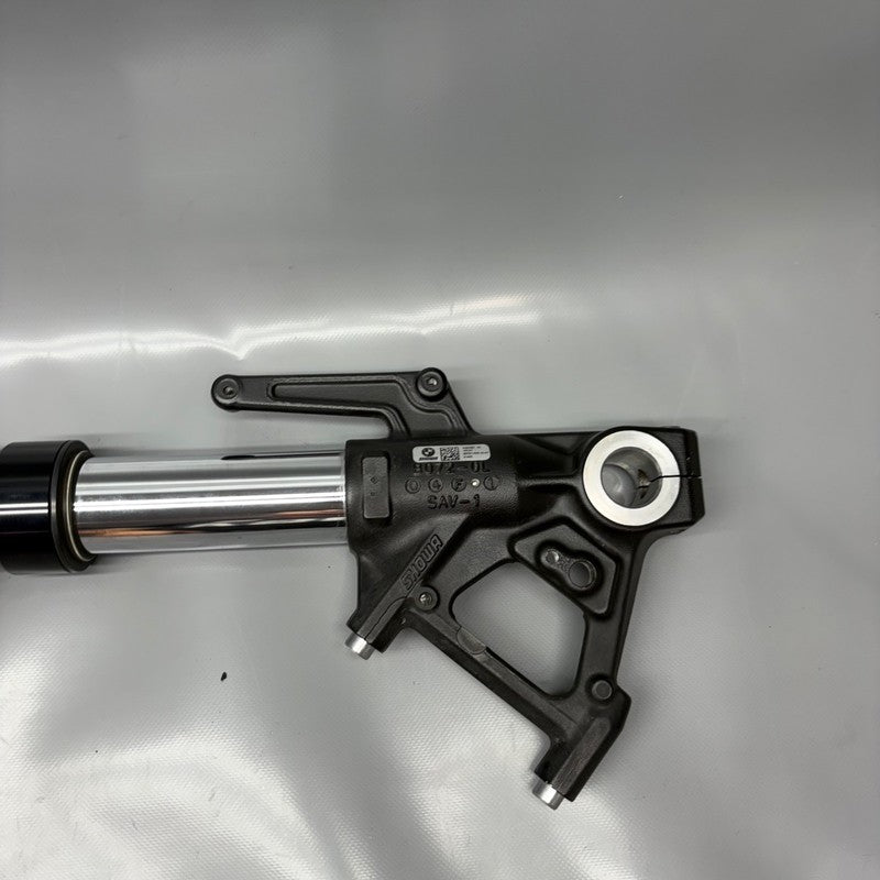 BMW F900R FORK RIGHT 2020 2021 2022 2023 2024 OEM 9480487