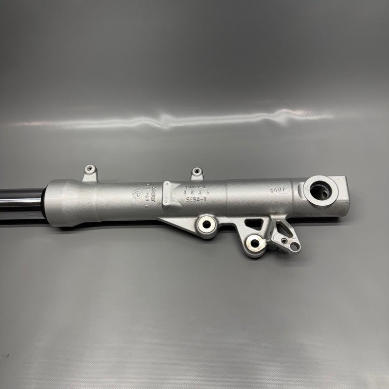 BMW F800ST FORK LEFT 2006 2007 2008 2009 2010 2011 2012 OEM 7694863