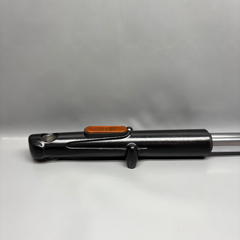 R18 B BMW R18 B FROK LEG RIGHT 2020 2021 2022 2023 2024 OEM
