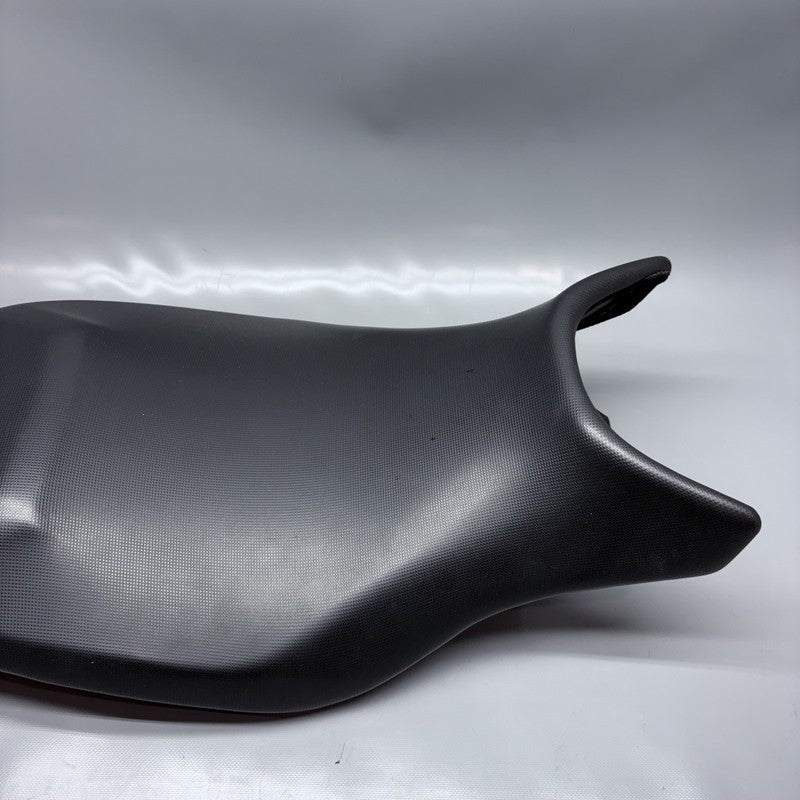 8556886 BMW G310GS FRONT DRIVER SEAT 2018 2019 OEM 8558949