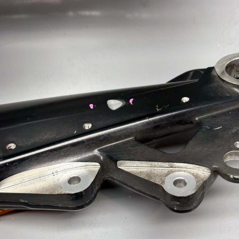 BMW K1600GTL SWINGARM WHEEL CARRIER FRONT 2015 2016 2017 2018 2019 202