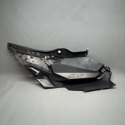 8558575 BMW C400X RUNNING BOARD LEFT 2018 2019 2020 OEM 8558575