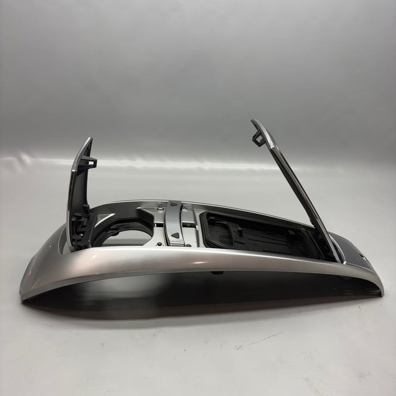 9829170 BMW R18 TANK CENTER TRIM 2020 2021 2022 2023 2024 OEM 9829170