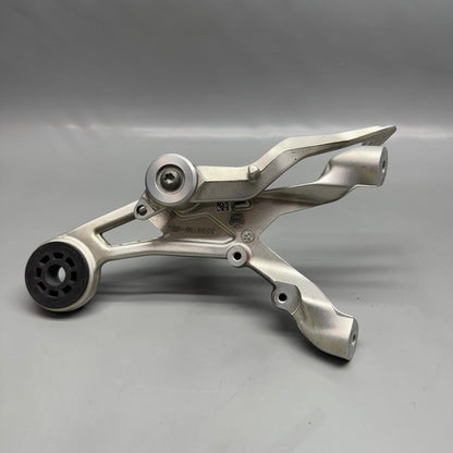 BMW S1000RR K67 FOOTPEG PLATE RIGHT 2018 2019 2020 2021 2022 2023 2024