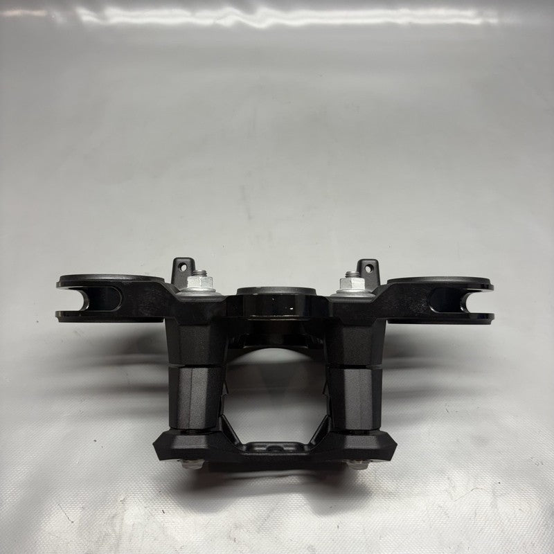 7923935 BMW M1000R FORK BRIDGE UPPER 2021 2022 2023 2024 OEM 7923935