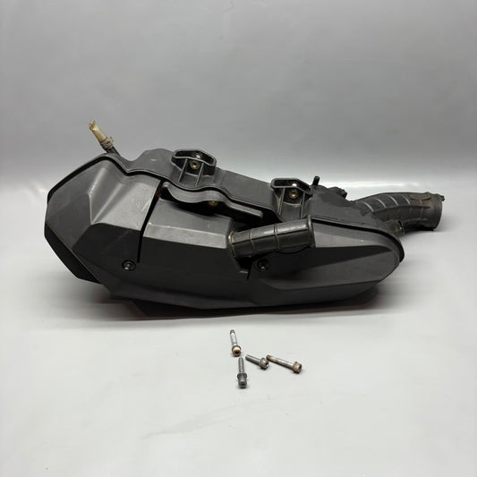 BMW C400X INTAKE MUFFLER 2018 2019 2020 OEM 8552423