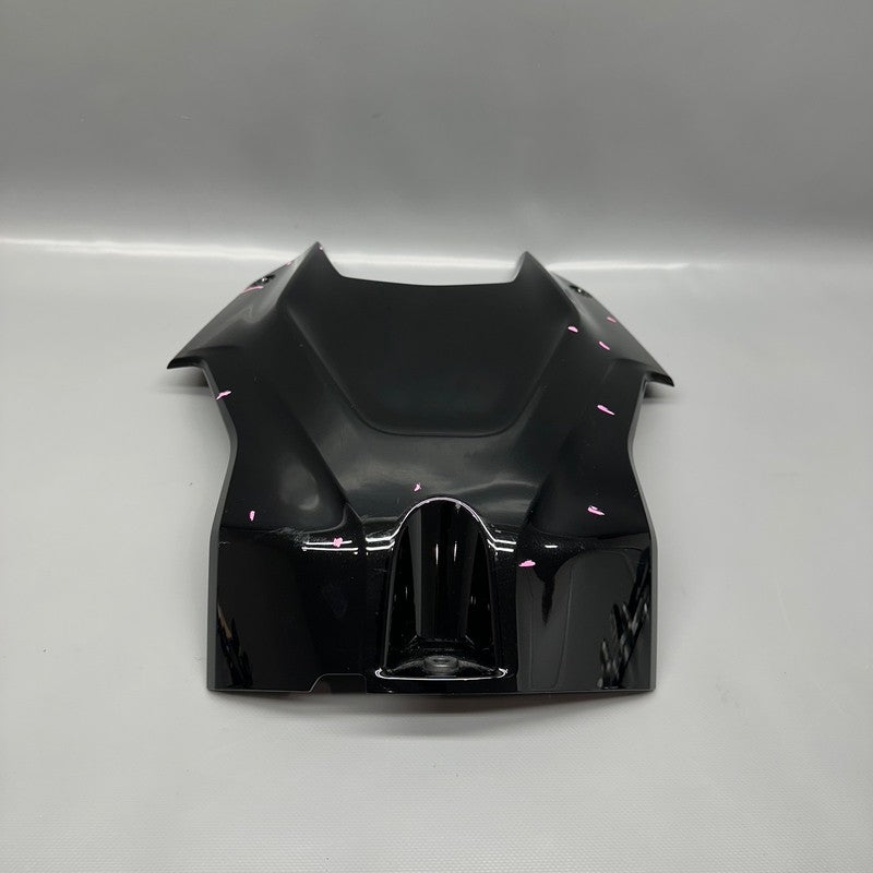 8569770 BMW S1000R FUEL TANK CENTER COVER 2020 2021 2022 2023 2024 2025 OEM 8569770