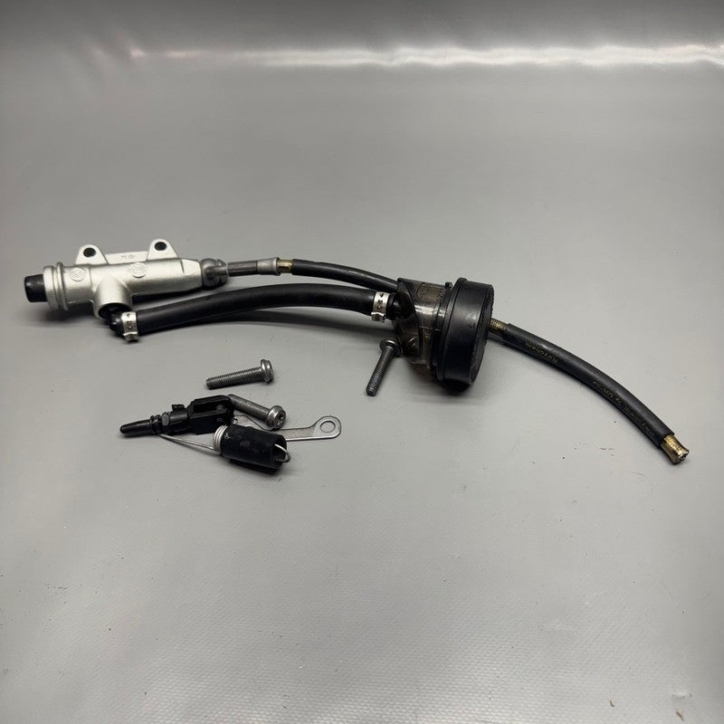 BMW S1000RR K67 REAR BRAKE MASTER CYLINDER 2018 2019 2020 2021 2022 OE