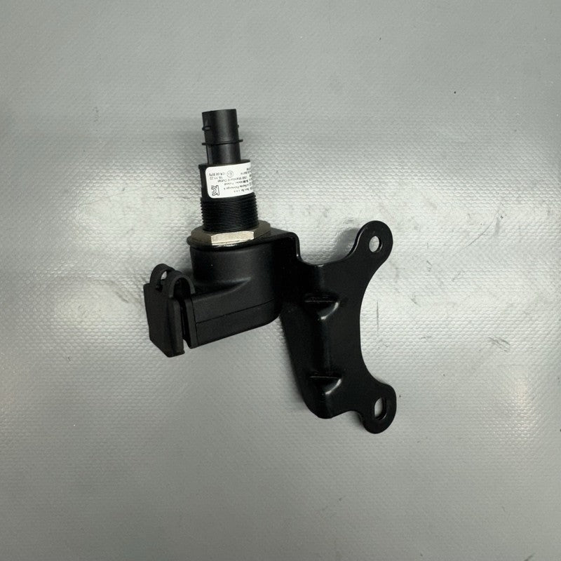 8406852 BMW S1000RR USB CHARGING SOCKET 2021 2022 2023 2024 OEM 8406852