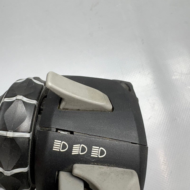 K1600GT BMW K1600GT HANDLEBAR GRIP WITH SWITCH LEFT 2011 2012 2013 2014 2015 2016 OEM