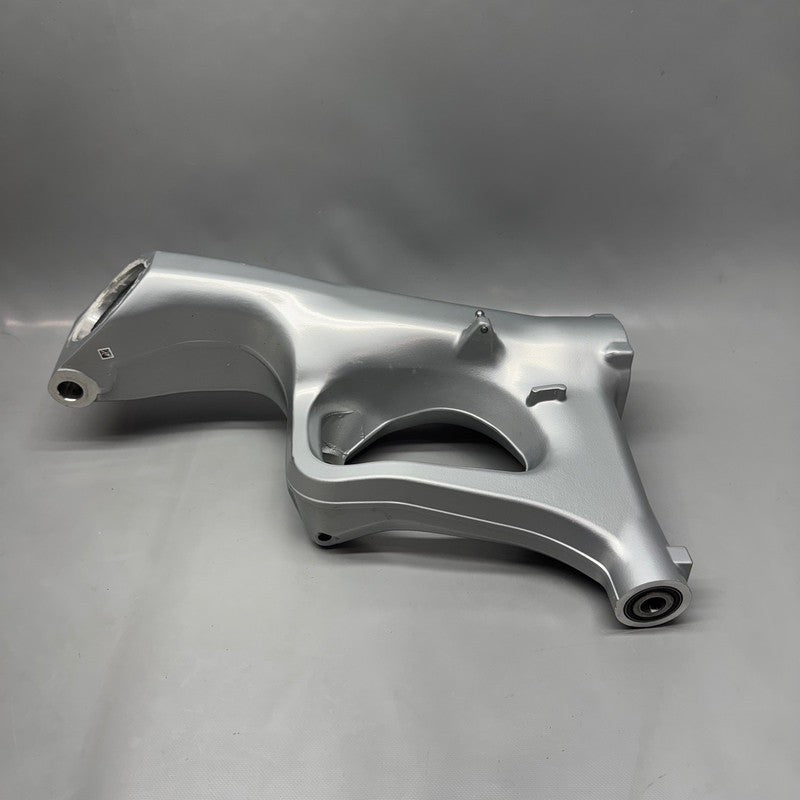R1250RT BMW R1250RT REAR WHEEL SWINGING ARM 2013-2018 2019 2020 2021 2022 2023 2024 OEM