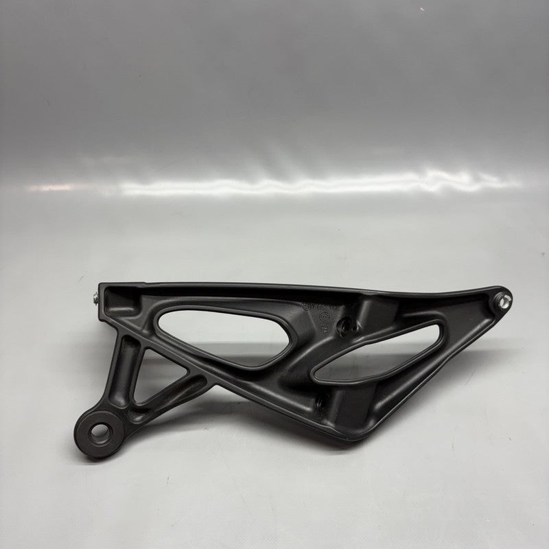 7660170 BMW K1300S FOOTREST WITH HOLDER RIGHT REAR OEM 2007-2012 2013 2014 2015 7660170
