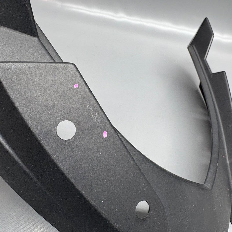 BMW R1200 RT WINDSHIELD TRIM COVER 2005 2006 2007 2008 2009 OEM 768127