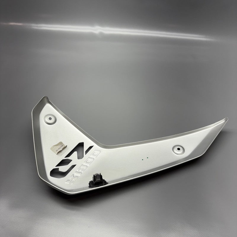 1683104 BMW R1300GS RADIATOR COWL RIGHT 2022 2023 2024 OEM 1683104