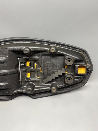 BMW F800ST SEAT 2006 2007 2008 2009 2010 2011 2012 2013 OEM 7678600