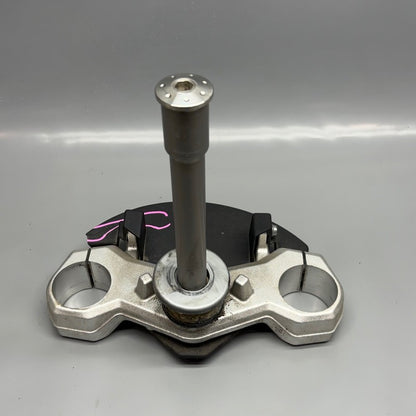 BMW G310GS FORK CROSS BRACE LOWER 2019 2020 2021 2022 2023 OEM