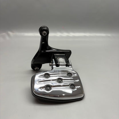9467719 BMW R18 TRANSCONTINENTAL FOOTREST PLATE LEFT REAR 2020 2021 2022 2023 2024 OEM