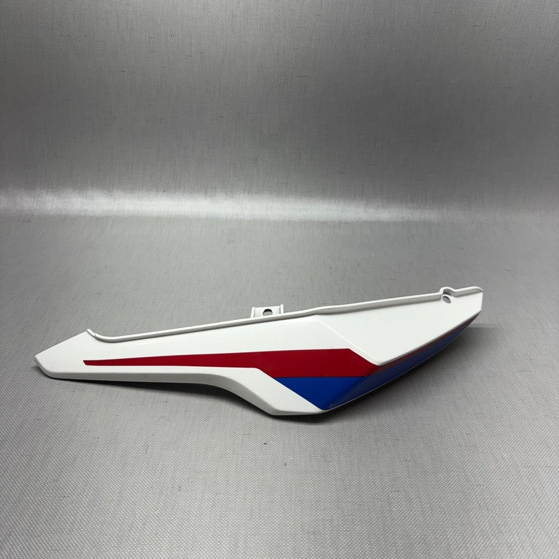 8556778 BMW G310R FAIRING RIGHT REAR 2017 2018 OEM 8556778