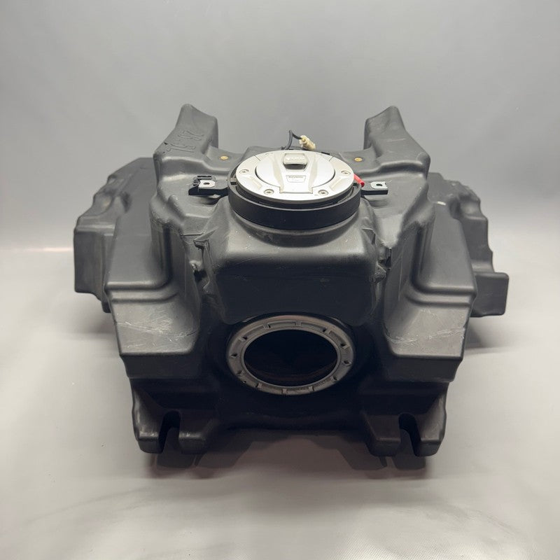 BMW K1600GT FUEL TANK 2010 2011 2012 2013 2014 2015 2016 OEM 8546376