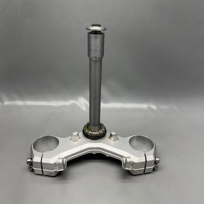G310 R BMW G310 R TRIPLE TREE CROSS BRACE BOTTOM 2016 2017 2018 2019 2020 OEM