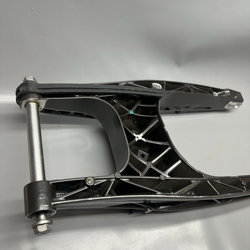8563984 BMW G310GS SWING ARM 2018 2019 OEM 8563984