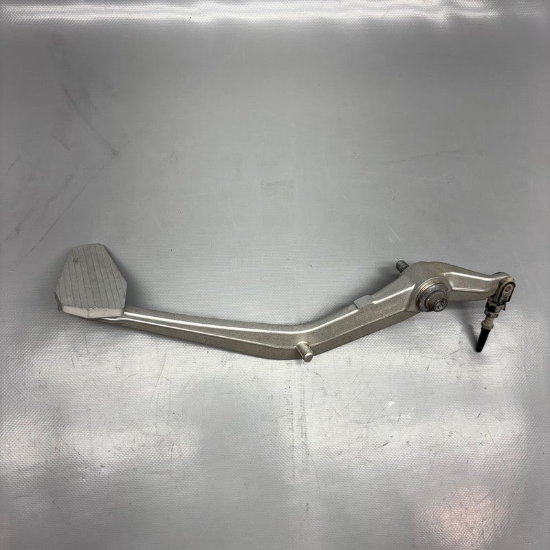 7716107 BMW K1600GT BRAKE PEDAL 2011 2012 2013 2014 2015 2016 OEM 7716107