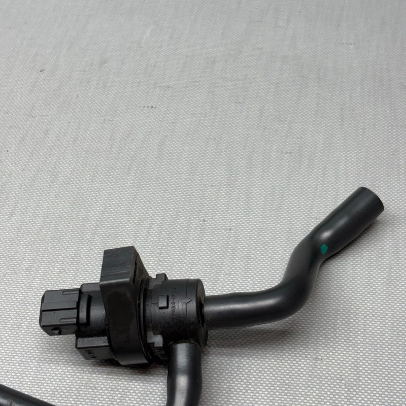 BMW G310R AIR VALVE TOP ENGINE SWITCH SENSOR  2017 2018 OEM