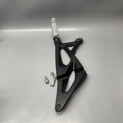 7660170 BMW K 1300S FOOTREST WITH HOLDER RIGHT REAR 2007-2011 2012 2013 2014 2015 OEM