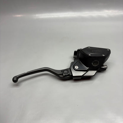 BMW K1600 BAGGER FRONT BRAKE MASTER CYLINDER 2017-2021 2022 2023 2024 