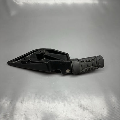 8545013 BMW C 650 EVOLUTION FOOTREST LEFT REAR 2015 2016 2017 2018 OEM 8545012