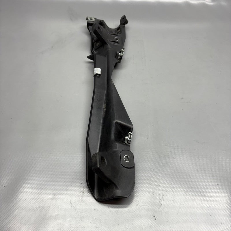7616656 BMW K1600GT CASE HOLDER RIGHT 2011 2012 2013 2014 2015 2016 OEM 7616656