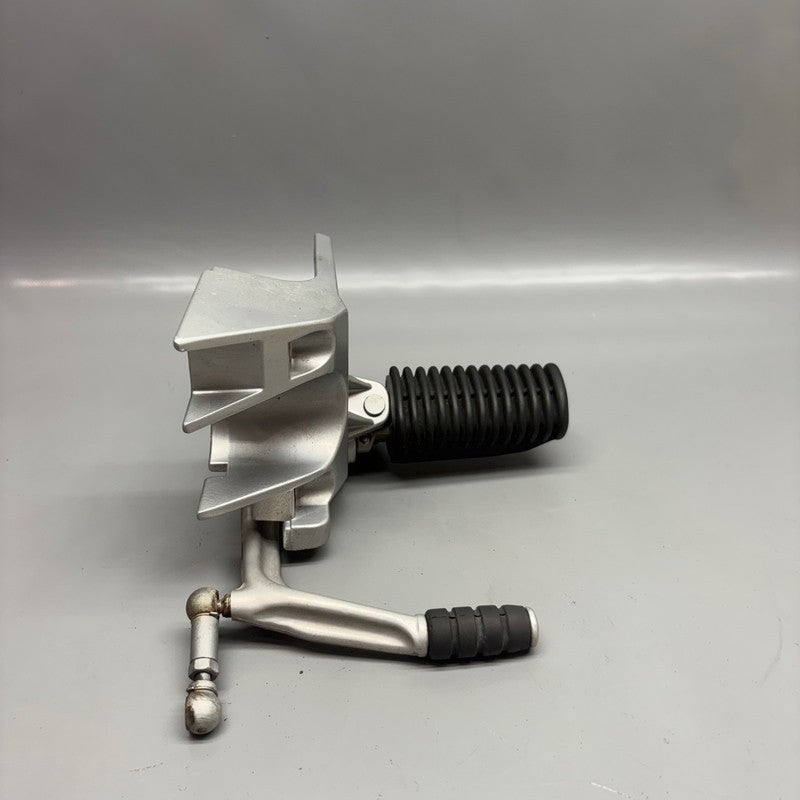 2311643 BMW R 1100R SHIFT LEVER FOOTPEG LEFT 1993-1997 1998 1999 2000 2001 2002 OEM 