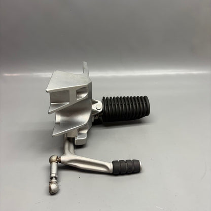 2311643 BMW R 1100R SHIFT LEVER FOOTPEG LEFT 1993-1997 1998 1999 2000 2001 2002 OEM 